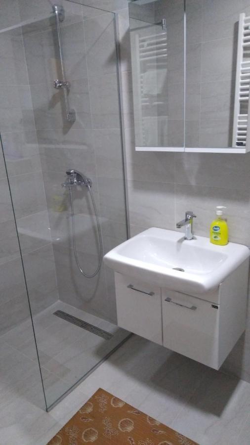 Exceptional Suite Cacak Bagian luar foto