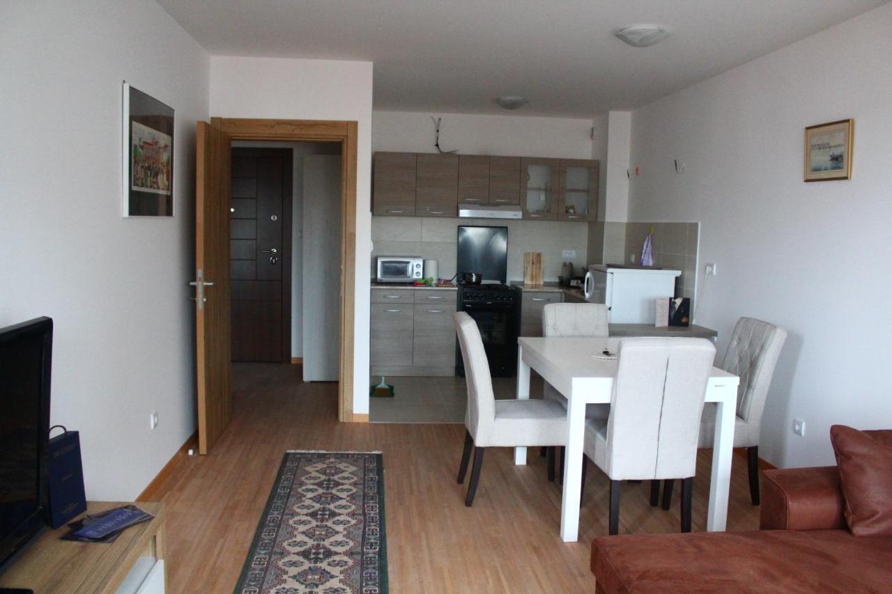 Exceptional Suite Cacak Bagian luar foto
