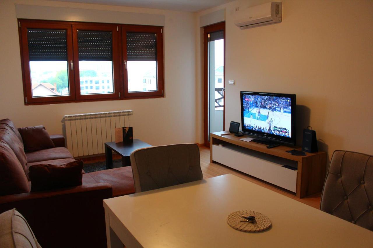 Exceptional Suite Cacak Bagian luar foto