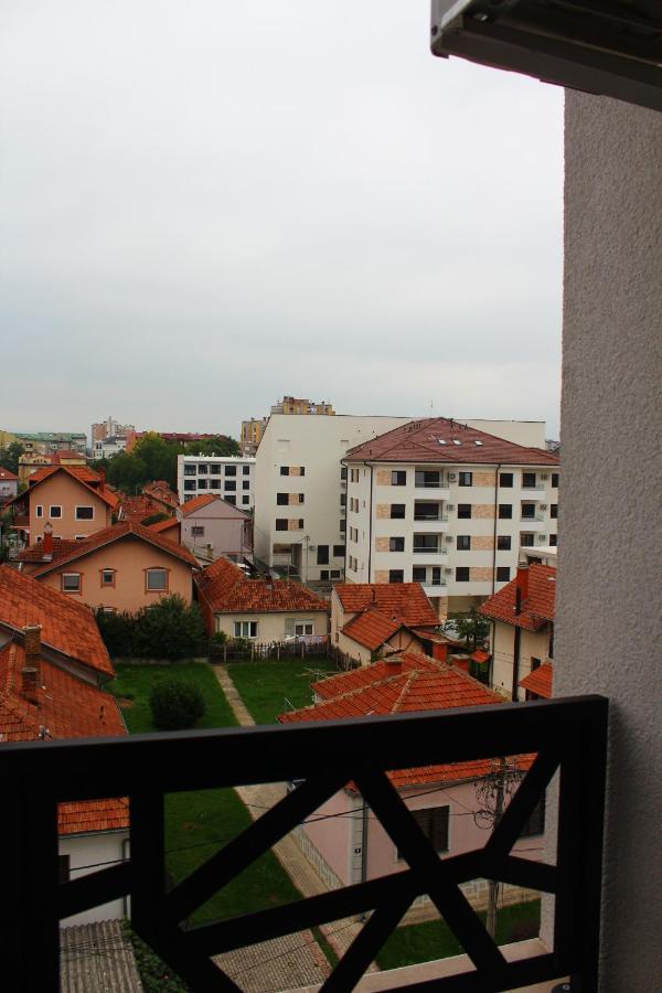Exceptional Suite Cacak Bagian luar foto