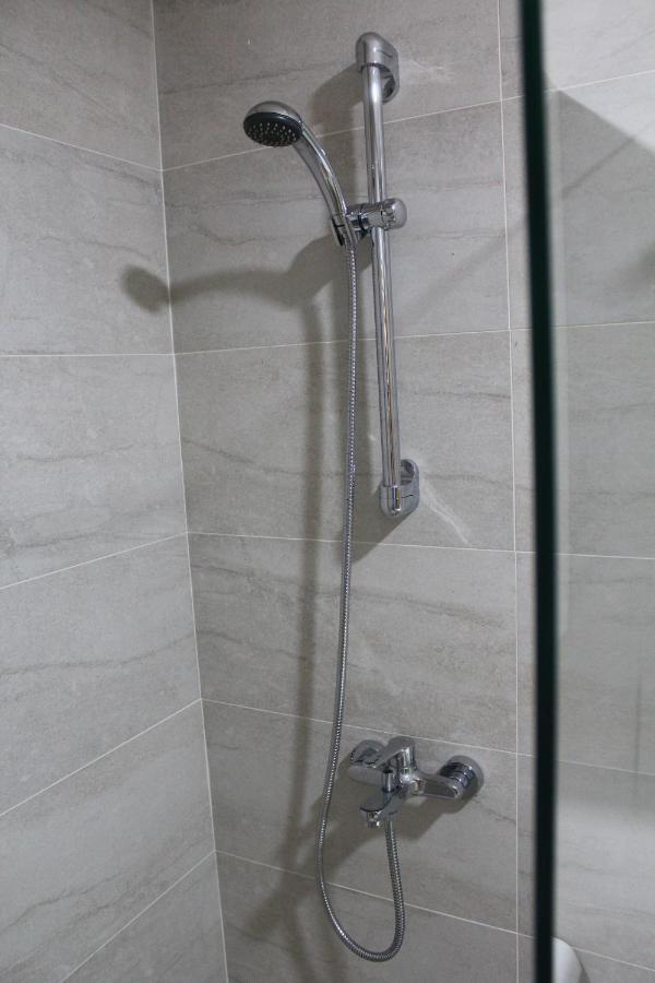 Exceptional Suite Cacak Bagian luar foto