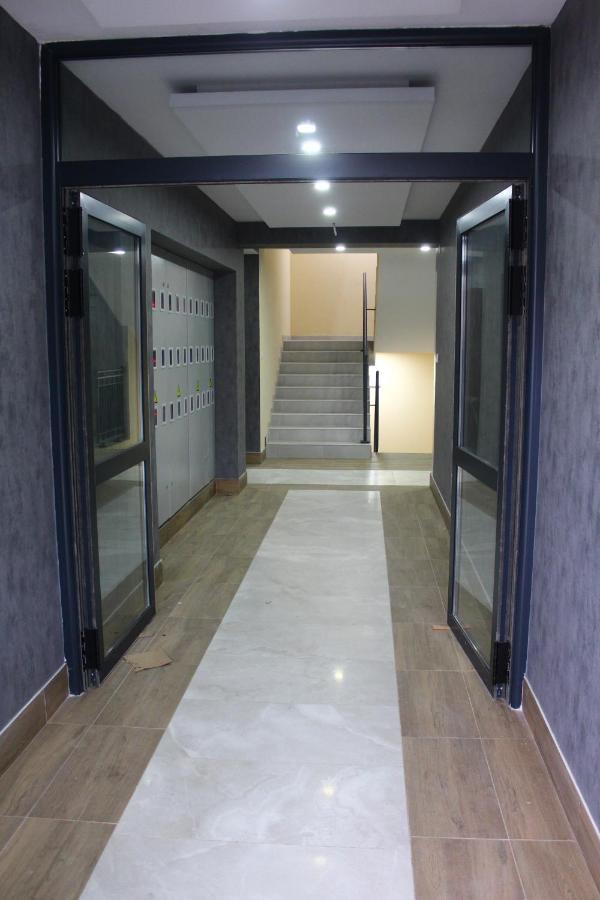 Exceptional Suite Cacak Bagian luar foto